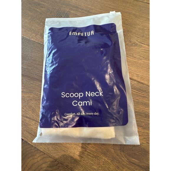 Empetua Comfort All Day Everyday Scoop Neck Cami Tank Top Beige Women's XL NWT - Picture 4 of 8